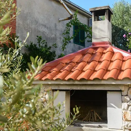 Anton Guest house