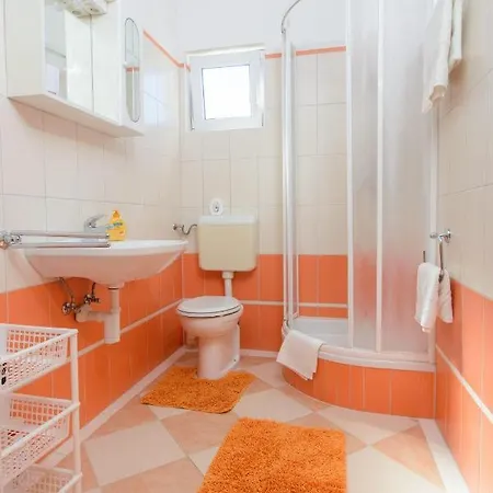Guest house Anton